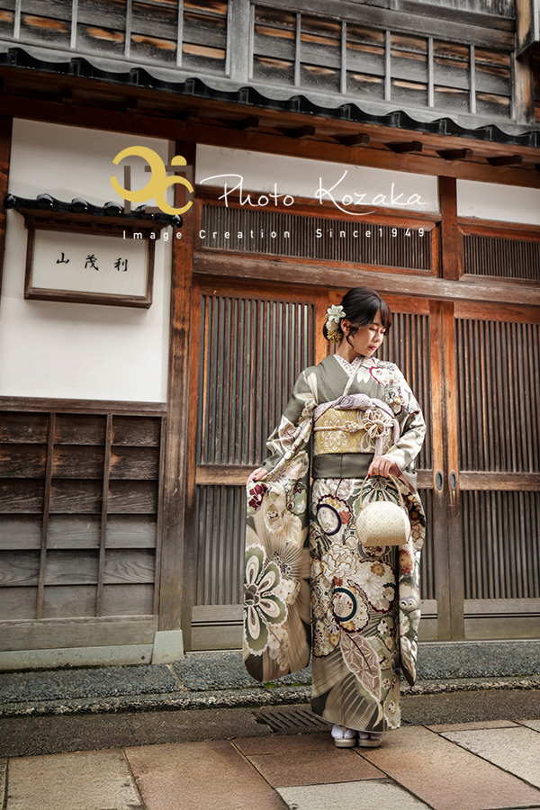 ひがし茶屋街　成人式前撮り　振袖レンタル